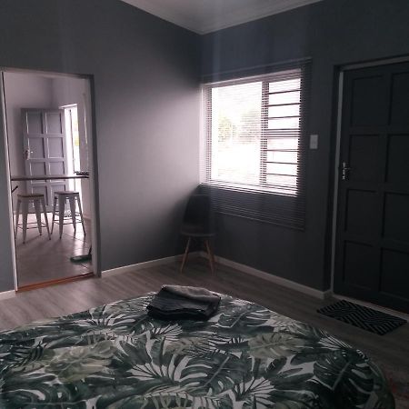 Tj Self-Catering Daire Graaff-Reinet Dış mekan fotoğraf