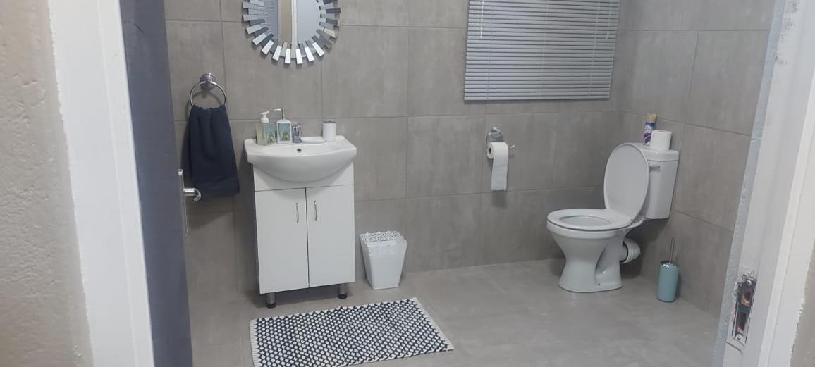 Tj Self-Catering Daire Graaff-Reinet Dış mekan fotoğraf