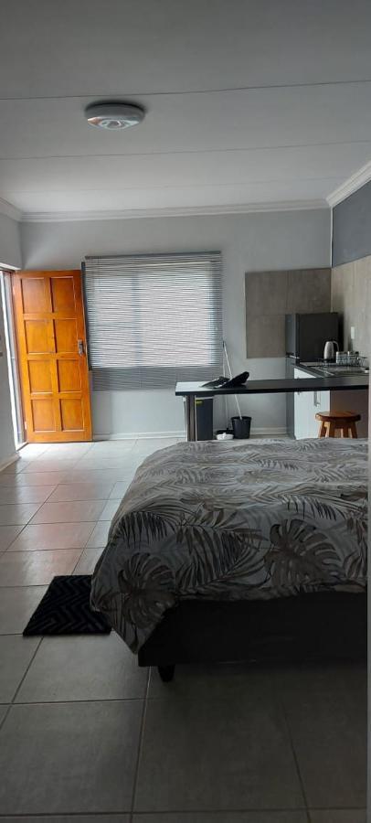 Tj Self-Catering Daire Graaff-Reinet Dış mekan fotoğraf