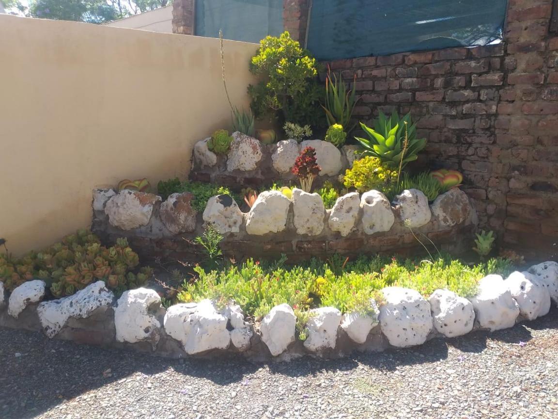 Tj Self-Catering Daire Graaff-Reinet Oda fotoğraf