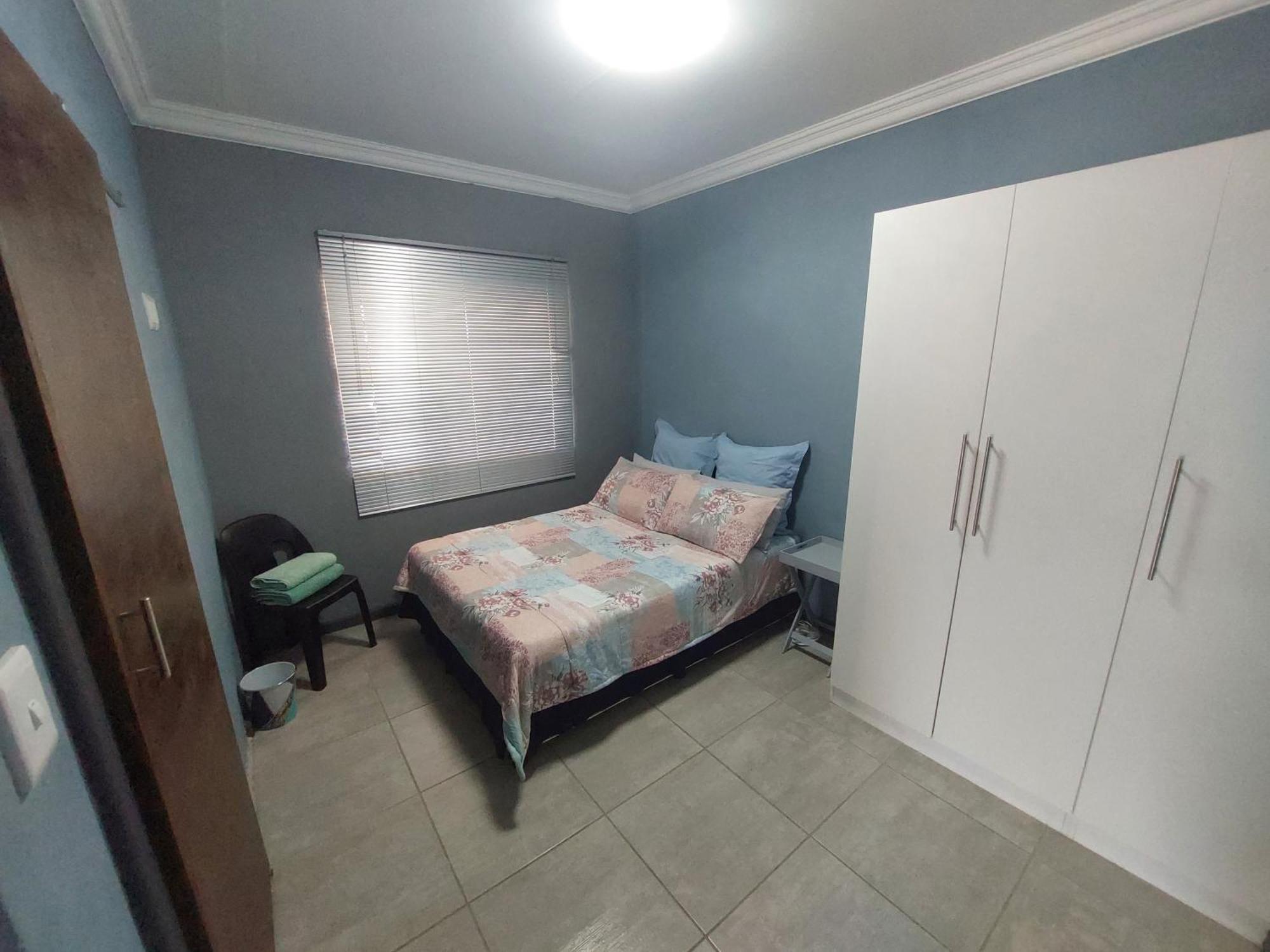 Tj Self-Catering Daire Graaff-Reinet Oda fotoğraf